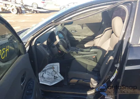 2019 Honda Hr-V Lx z USA, uszkodzony, nr VIN 3CZRU6H34KG722996